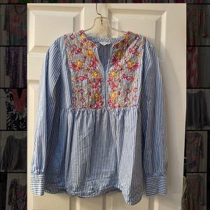 Crown and Ivy blouse